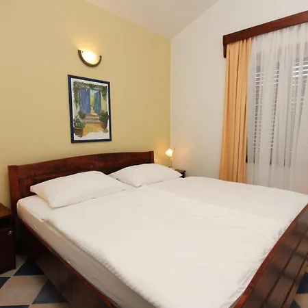 By The Sea - 3197 Rogoznica (Sibenik-Knin)