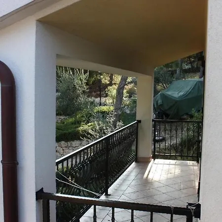 Apartment By The Sea - 3197