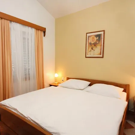 By The Sea - 3197 * Rogoznica (Sibenik-Knin)